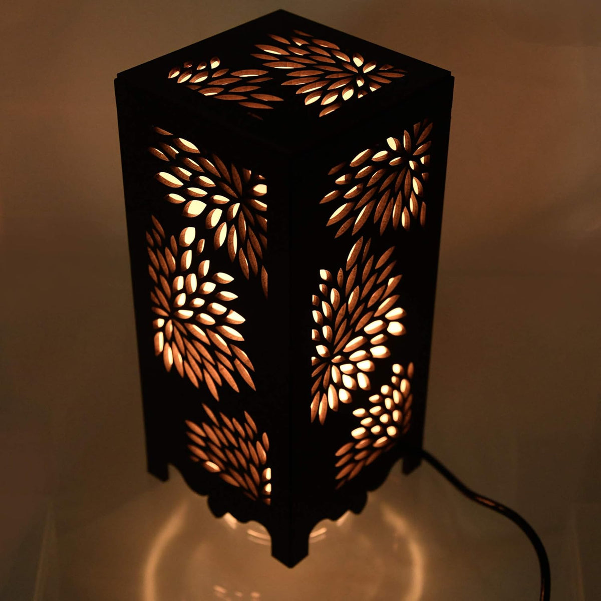 Ambient Lighting Table Lamp - Creative Floral Burst Design